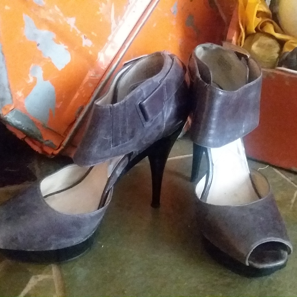 Sz 7M Michael Kors